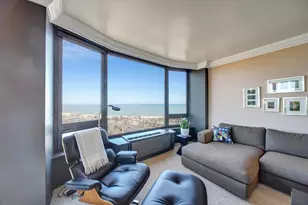 1555 N Astor St, Chicago, IL 60610 - Photo 8