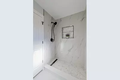 380 Ventura Club Drive, Roselle, IL 60172 - Photo 20