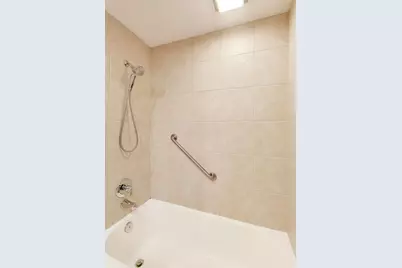 [Address not provided], Arlington Heights, IL 60005 - Photo 32