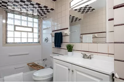 14024 S Saginaw Avenue, Burnham, IL 60633 - Photo 10