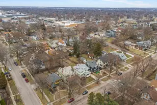 659 W Downer Pl, Aurora, IL 60506 - Photo 34