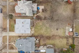 659 W Downer Pl, Aurora, IL 60506 - Photo 26