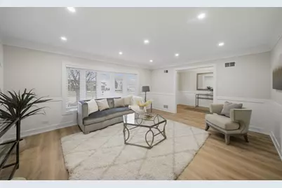 707 S Noah Terrace, Mount Prospect, IL 60056 - Photo 4