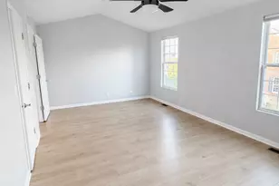 2303 Neubauer Circle, Lindenhurst, IL 60046 - Photo 12