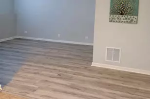 2303 Neubauer Circle, Lindenhurst, IL 60046 - Photo 22