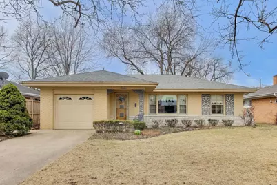 5630 N Kenton Avenue, Chicago, IL 60646 - Photo 2