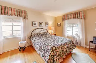 5630 N Kenton Ave, Chicago, IL 60646 - Photo 12