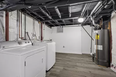 421 E School Street, Naperville, IL 60540 - Photo 14