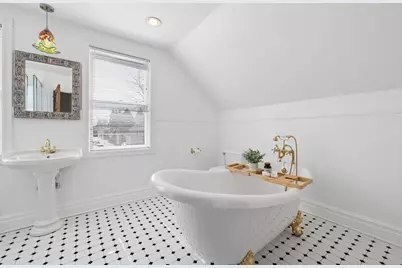 421 E School Street, Naperville, IL 60540 - Photo 10