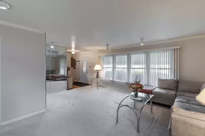 18842 Castle Road, Homewood, IL 60430 - Photo 4