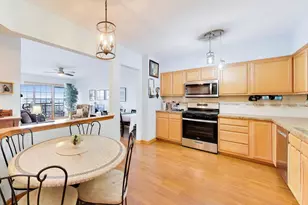 770 Pearson St, Des Plaines, IL 60016 - Photo 2