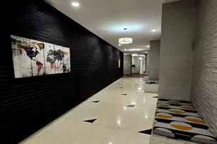 3950 N Lake Shore Dr, Chicago, IL 60613 - Photo 8