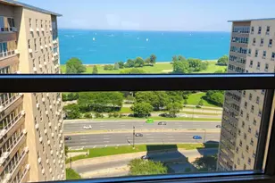 3950 N Lake Shore Dr, Chicago, IL 60613 - Photo 2