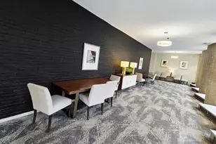 3950 N Lake Shore Dr, Chicago, IL 60613 - Photo 4