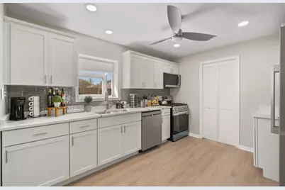 223 Miami Street, Park Forest, IL 60466 - Photo 6