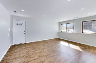 285 Loveland Dr, Glendale Heights, IL 60139 - Photo 34