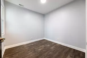 6833 S Champlain Ave, Chicago, IL 60637 - Photo 4