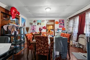 1323 17th St, Rock Island, IL 61201 - Photo 6