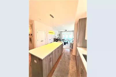 2835 W Division Street #2E, Chicago, IL 60622 - Photo 8