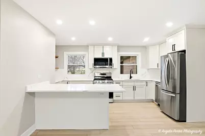 3915 Dolores Drive, Johnsburg, IL 60051 - Photo 10