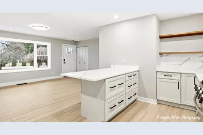 3915 Dolores Drive, Johnsburg, IL 60051 - Photo 14