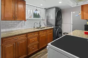 510 Florian Dr, Des Plaines, IL 60016 - Photo 12