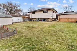 510 Florian Dr, Des Plaines, IL 60016 - Photo 18