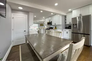 9017 Major Ave, Morton Grove, IL 60053 - Photo 14