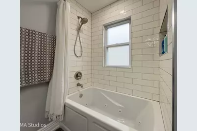 9017 Major Avenue, Morton Grove, IL 60053 - Photo 28