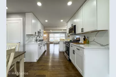 9017 Major Avenue, Morton Grove, IL 60053 - Photo 12