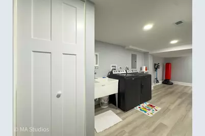 9017 Major Avenue, Morton Grove, IL 60053 - Photo 46