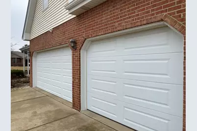 617 The Hague, Peotone, IL 60468 - Photo 8