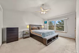 529 Rose Ln, Bartlett, IL 60103 - Photo 10