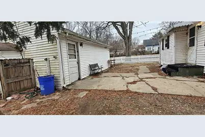 403 N Day Avenue, Rockford, IL 61101 - Photo 6