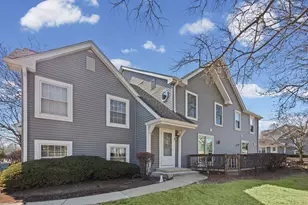 2703 Wayfaring Ln, Lisle, IL 60532 - Photo 1