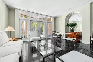 70 E Scott St, Chicago, IL 60610 - Photo 24
