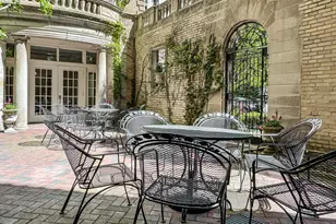 70 E Scott St, Chicago, IL 60610 - Photo 26