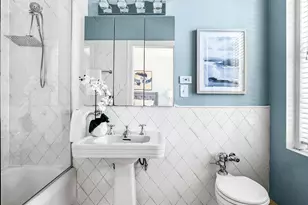 70 E Scott St, Chicago, IL 60610 - Photo 22