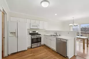 1102 Lillian Ln, West Chicago, IL 60185 - Photo 8