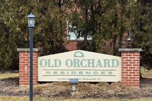 10111 Old Orchard Ct, Skokie, IL 60076 - Photo 26