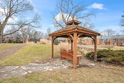 715 E Falcon Drive #209E, Arlington Heights, IL 60005 - Photo 16