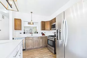 764 Cherry Creek Dr, Grayslake, IL 60030 - Photo 6