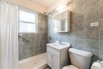 2840 N Mobile Avenue, Chicago, IL 60634 - Photo 8
