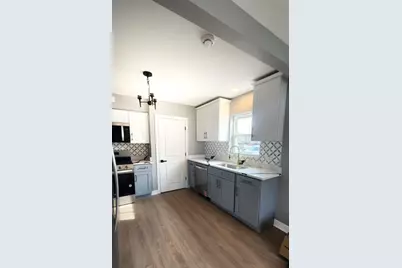 [Address not provided], Evergreen Park, IL 60805 - Photo 2