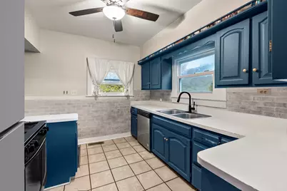 18275 Ada Street, Lansing, IL 60438 - Photo 8