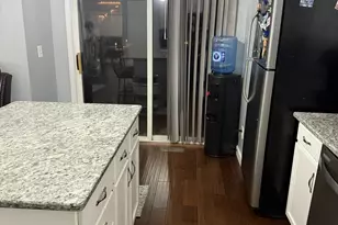 689 S Shannon Dr, Romeoville, IL 60446 - Photo 8