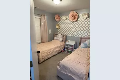 689 S Shannon Drive, Romeoville, IL 60446 - Photo 16