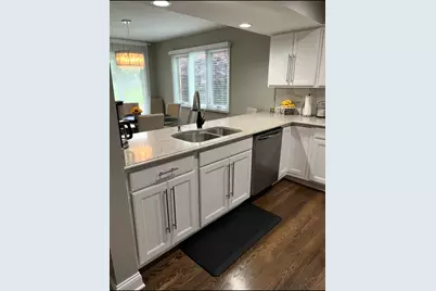 1810 Golf View Drive, Bartlett, IL 60103 - Photo 10