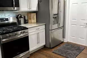 1810 Golf View Dr, Bartlett, IL 60103 - Photo 12