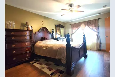 [Address not provided], Round Lake, IL 60073 - Photo 14